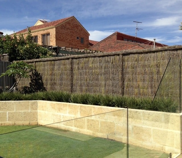 Brians Brushwood Fencing 
Brushwood Fence Perth
Brush Fencing
Natural fence and Fence design and custom built gates